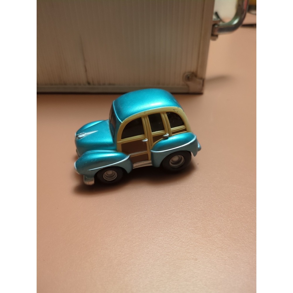 ERTL 1946 Ford Woody Diecast Metal Tomy Collectible Car